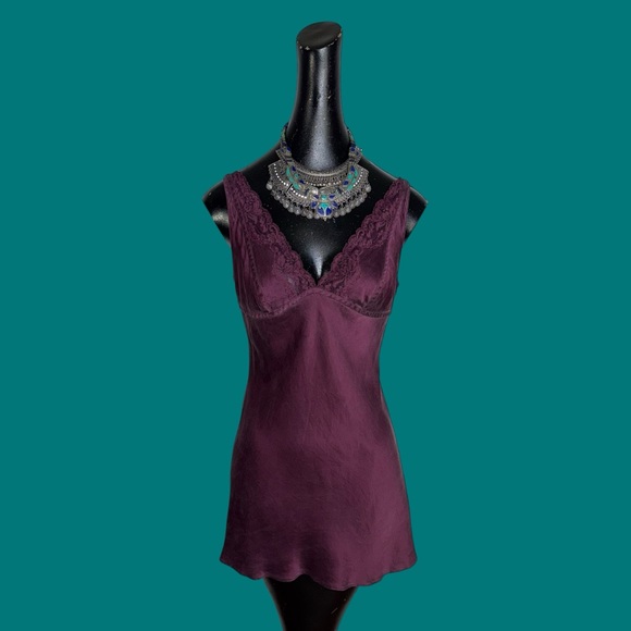 Vintage Victoria’s Secret Purple Lace Trim slip